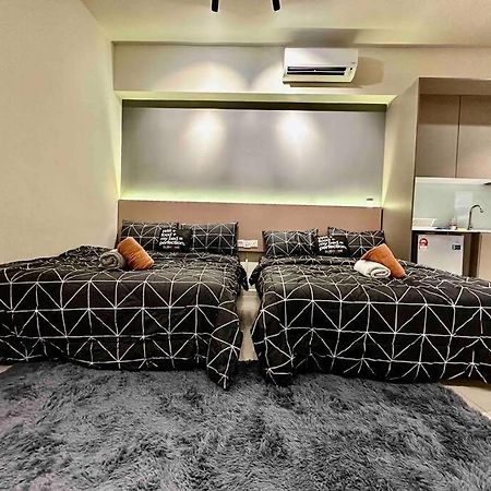 Luxury Stay-Tamarind Suite Cyber Cyberjaya Exteriör bild